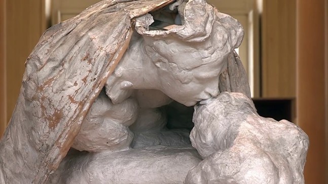 Detalle; cabeza Mártir besando a la Tierra. detalle. 1900.Rodin.
